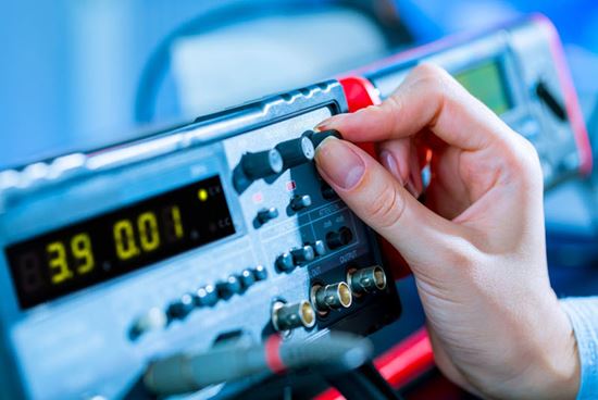 Tektronix offers ISO 17025 calibration services.