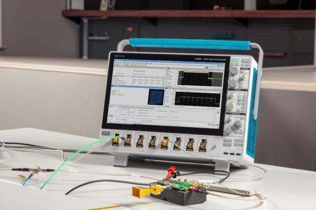 5G NR Demodulation Software on a MS068B Oscilloscope