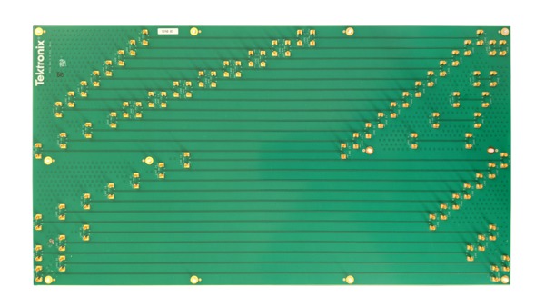 PCIExpressGen6Tx EN US 61W 24540 25