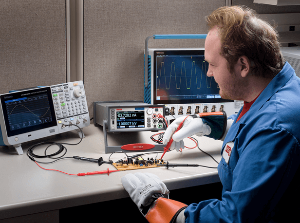 3886_keithley117_lores_retouched_616x458